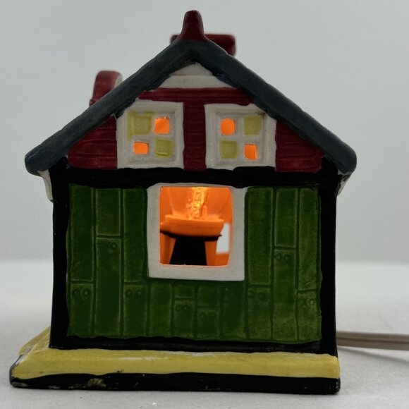 1998 Dickens Collectables Sugar Creek County Railroad Station Lighted Christmas - Picture 3 of 16